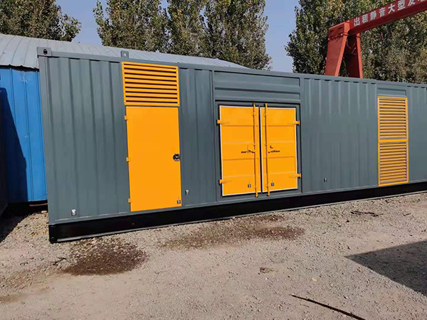 扬州300kw 柴油发电机组用多大的空气开关？
